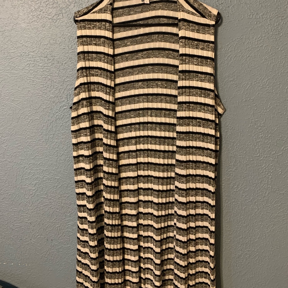 Lularoe Joy Vest